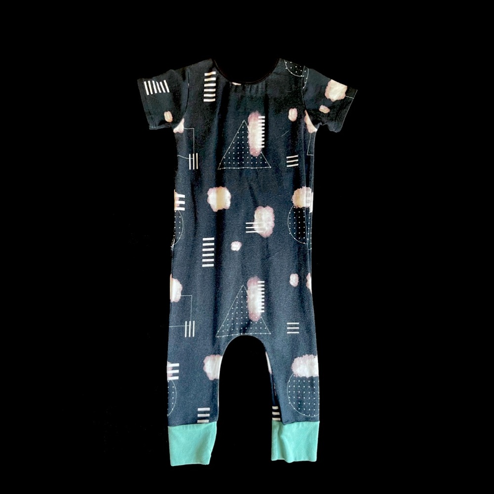 RAGS to Raches Size 2T